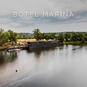 Marina 2*, Praga Czechy